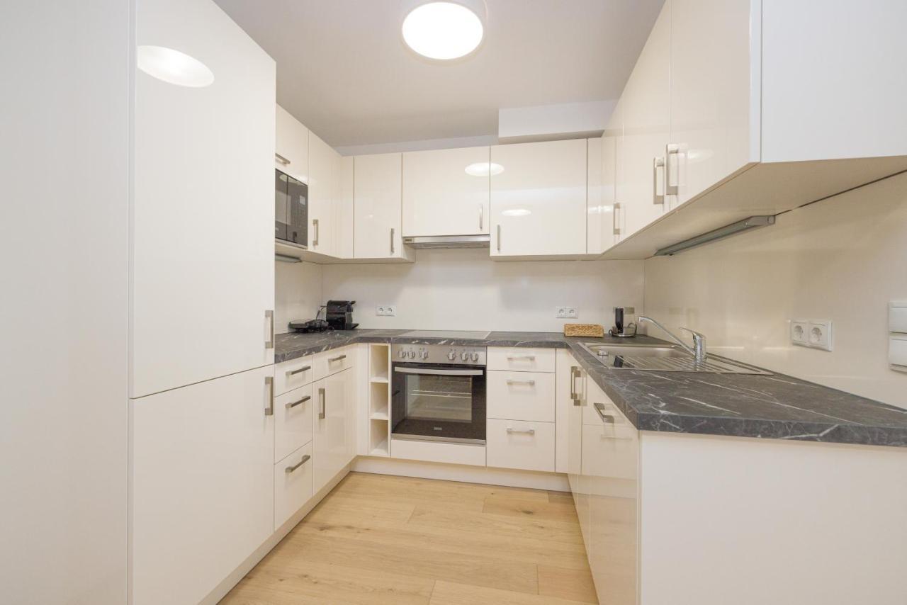 Yourapartment Theresien Wien Exteriör bild
